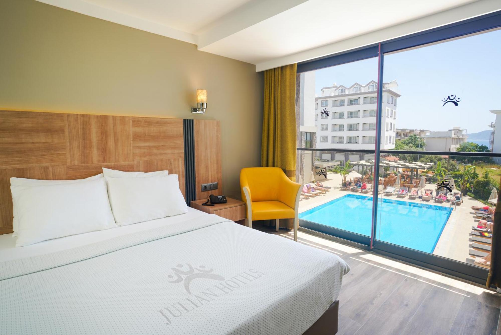 Ada Julian (adults Only) 4*
